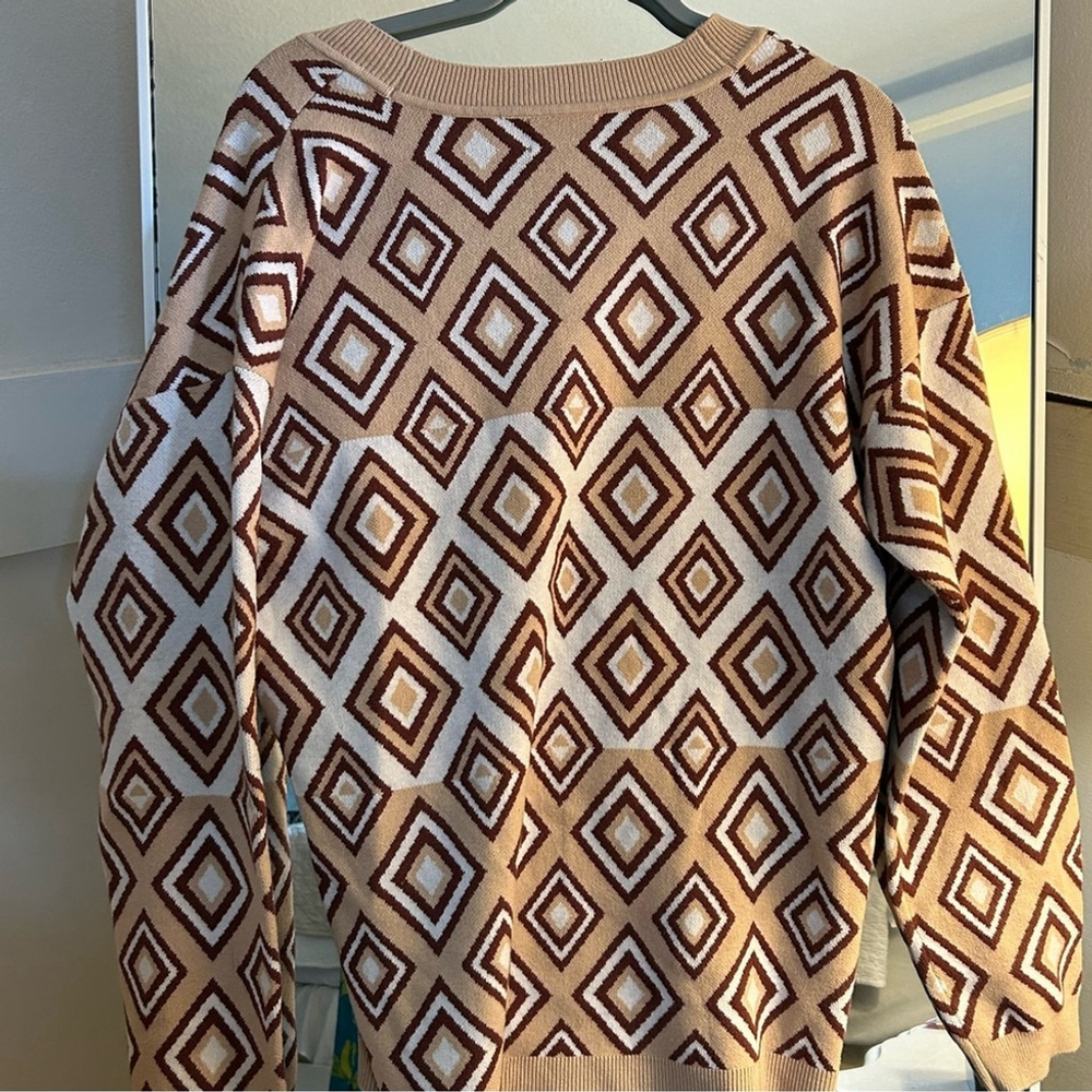 NEW ABBOTT ELEMENTARY Mens Super Soft Long Sleeve Diamond Cardigan M $69 - Picture 3 of 3